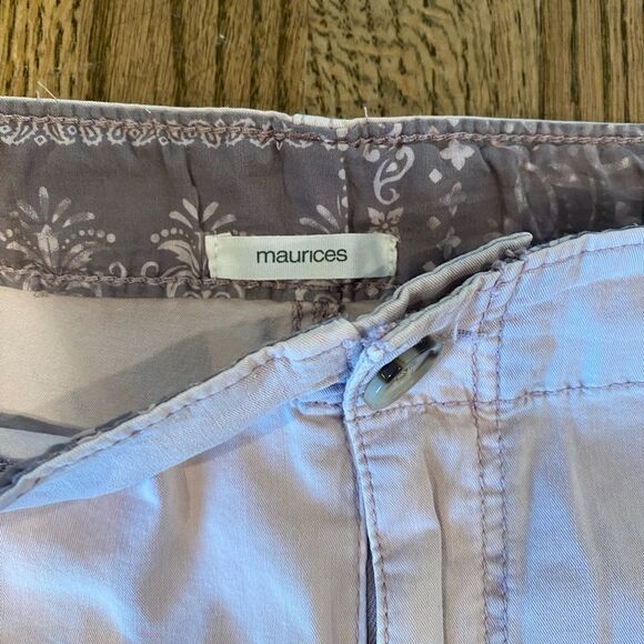 Maurices light Pink Cargo Shorts Size 16 - Picture 3 of 3